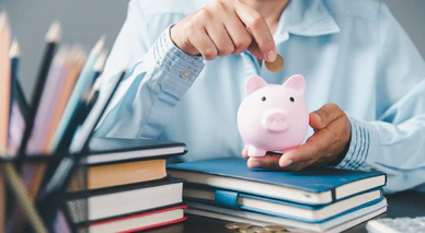 Оплатить обучение и учиться спокойно: топ-7 платных колледжей