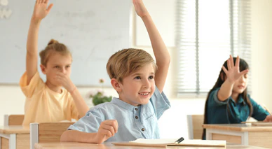 Преподаватель НСПК рассказал, как понять, что у ребенка проблемы в семье или общении со сверстниками